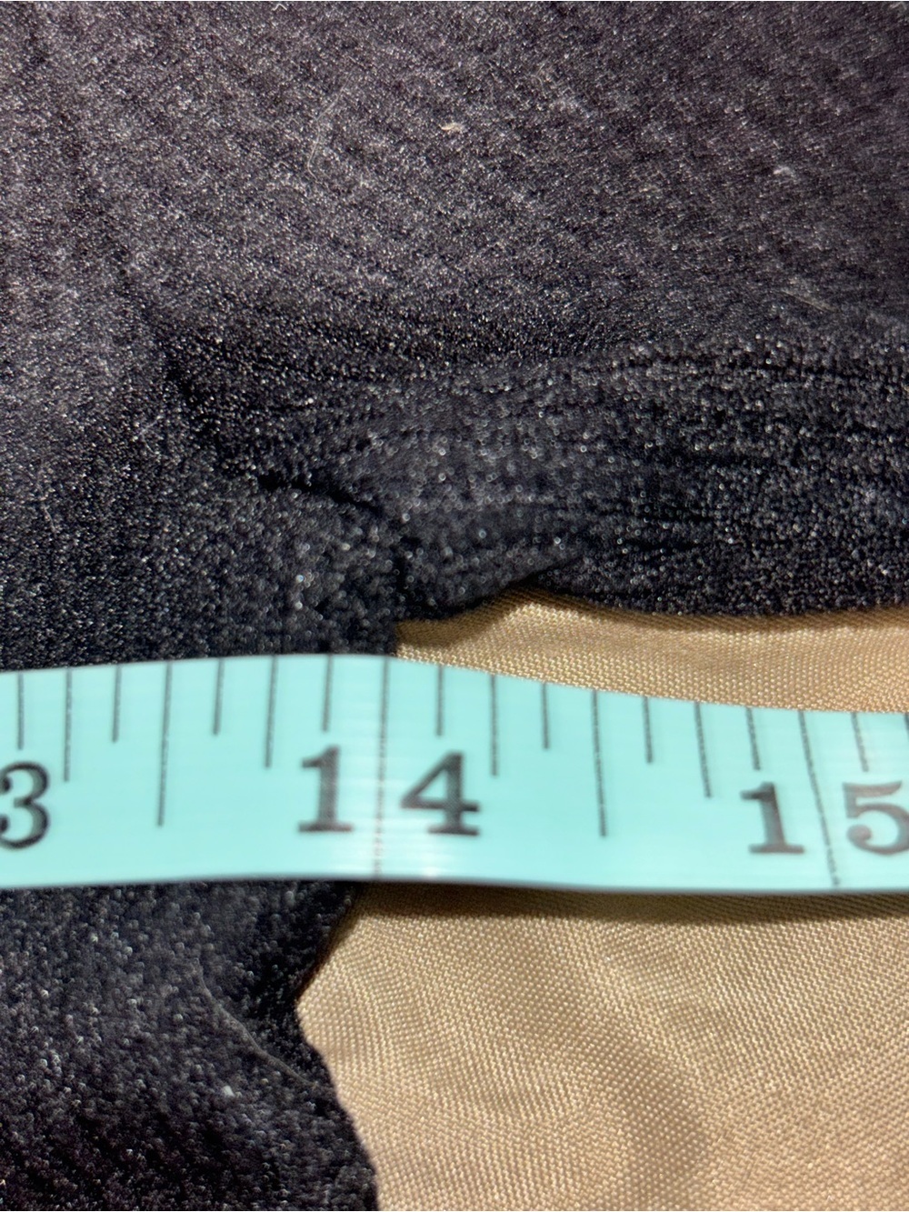 Zenana Black V Neck Cropped Long Sleeve Top Stretchy L/XL NWOT - Picture 4 of 5